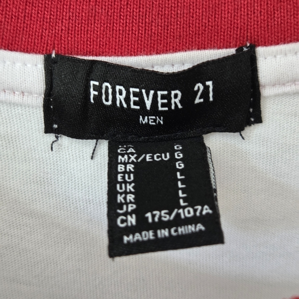 Colorblock Navy and White T‑Shirt with Red Trim - Picture 5 of 8